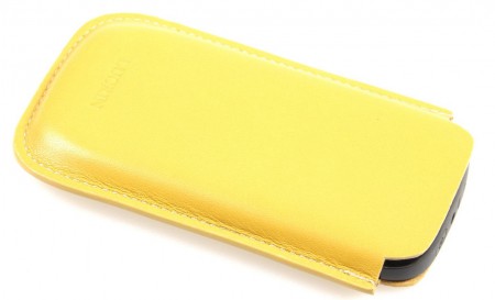 Funda piel amarilla Nokia C6
